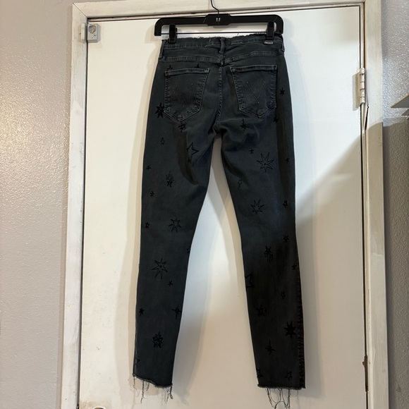 Mother The Double Fray Charmer Written in the Stars Embroidered Skinny Jeans 27 - Picture 8 of 15